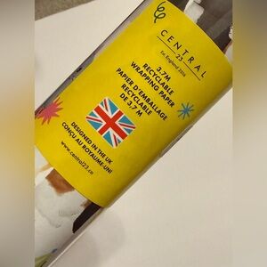 Central 23 3.7M Recyclable Birthday Wrapping Paper W/ Kittens Designed in the UK